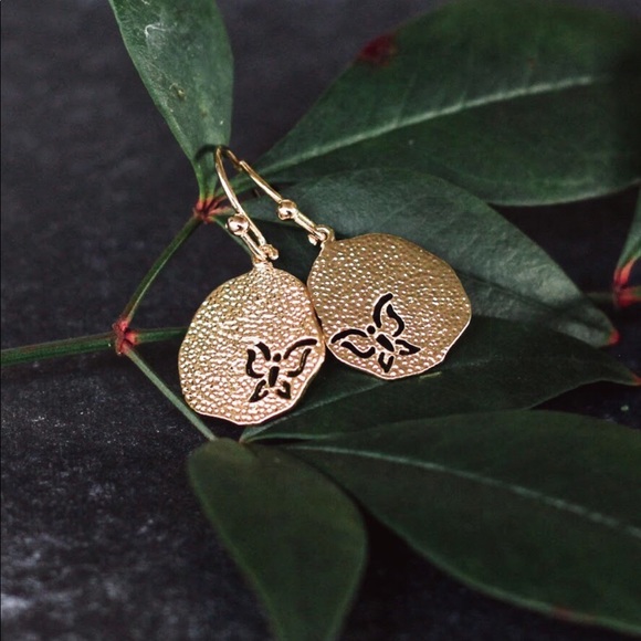 Jewelry - Gold butterfly earrings